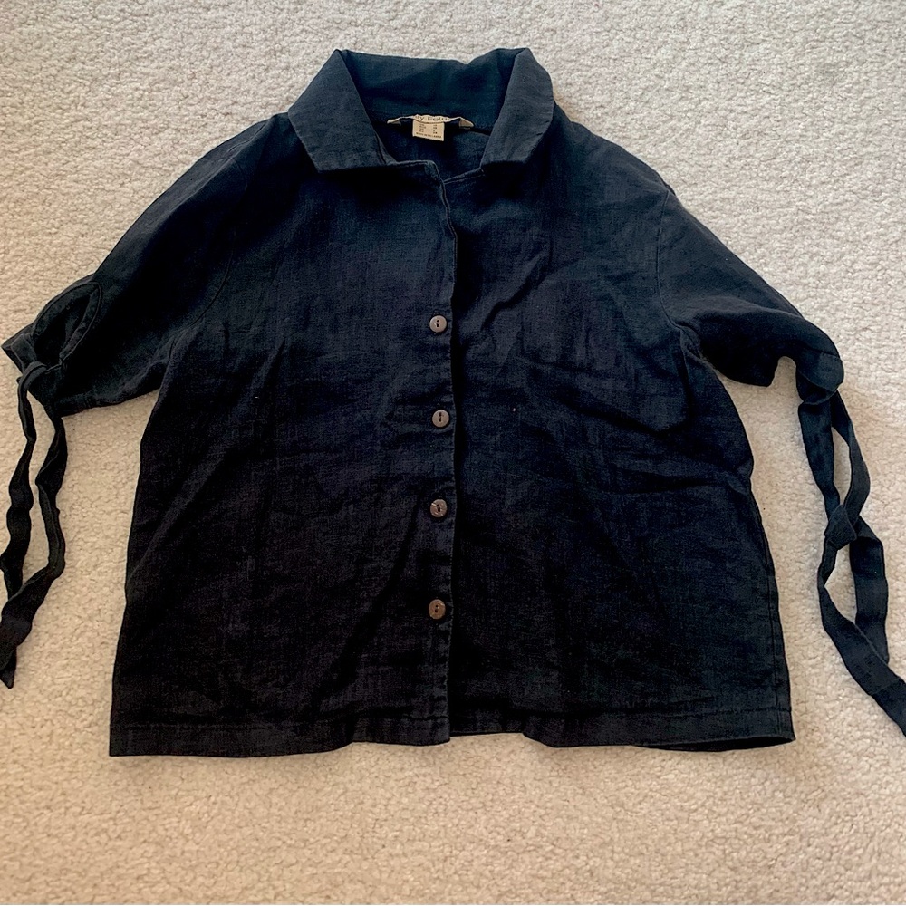 Kelly Felder Black Shirt